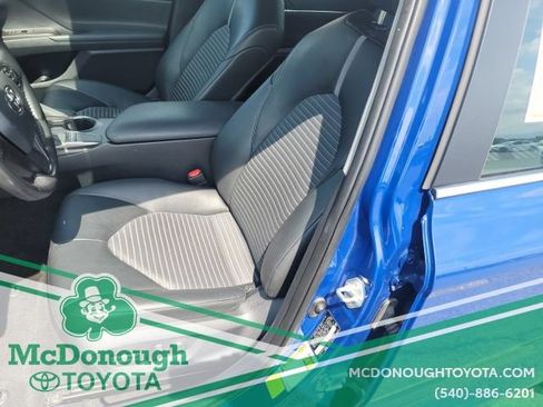Used 2024 Toyota Camry SE FWD image 10