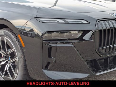 New 2025 BMW i7 eDrive50 w/ M Sport Package image 9