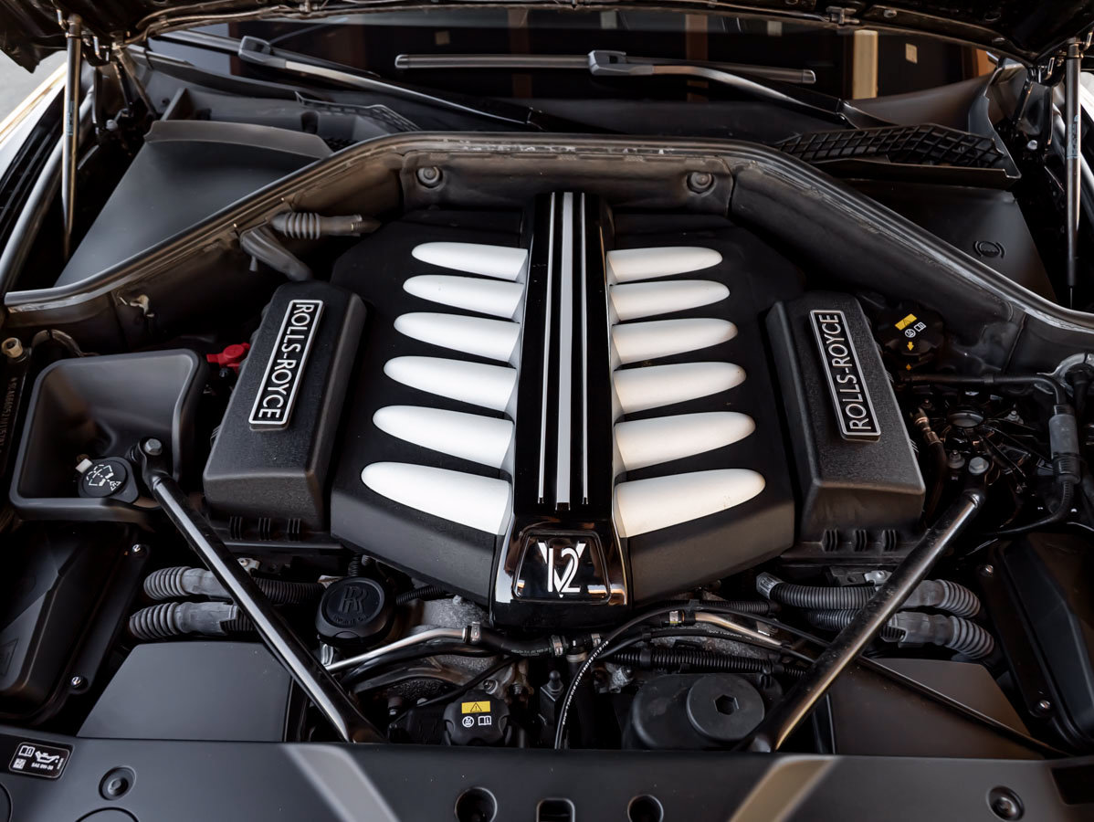 Certified 2018 Rolls-Royce Dawn RWD image 35