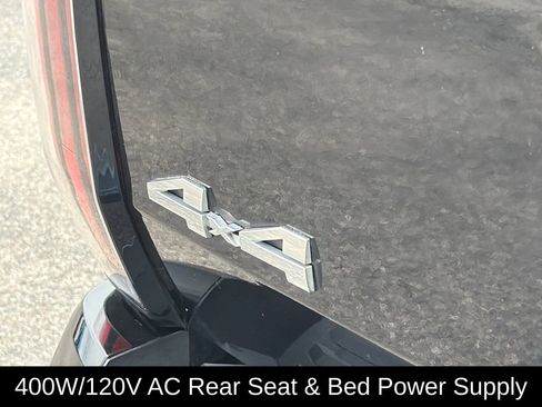 Used 2024 Toyota Tundra Limited AWD/4WD image 7