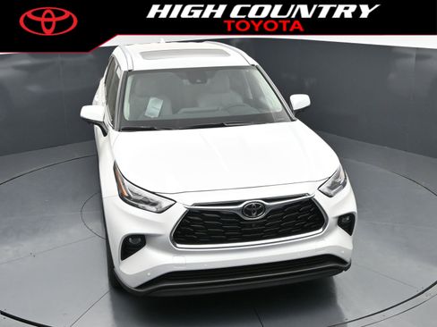 New 2026 Toyota Highlander Limited AWD/4WD image 34