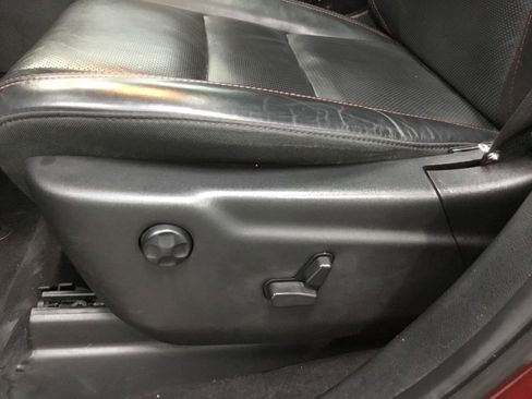 Used 2022 Dodge Durango R/T w/ Trailer Tow Group IV image 8