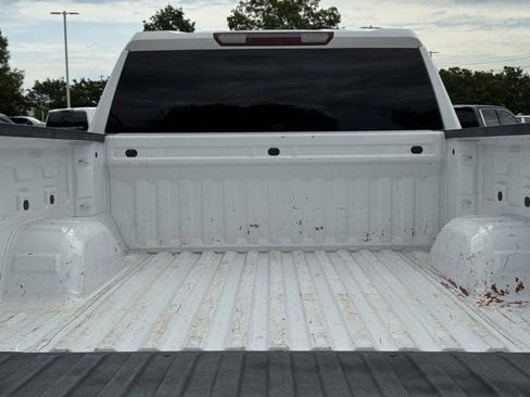 Used 2023 Chevrolet Silverado 1500 LT w/ Z71 Off-Road Package AWD/4WD image 31