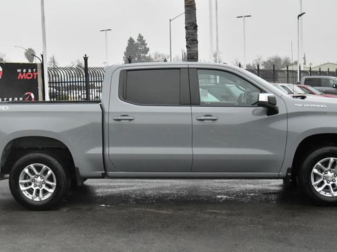 Used 2024 Chevrolet Silverado 1500 LT image 9