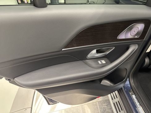 New 2026 Mercedes-Benz GLE 450 4MATIC image 16