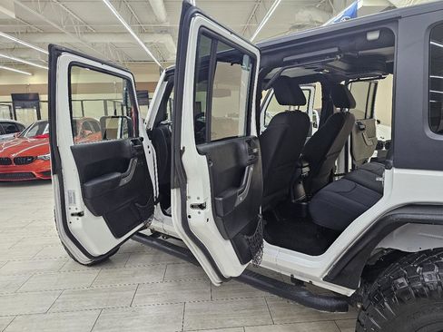 Used 2015 Jeep Wrangler Unlimited Sport w/ Quick Order Package 24S image 14