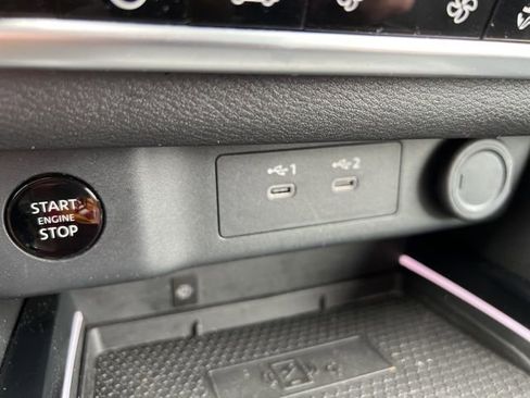 Used 2024 Nissan Rogue SL image 28