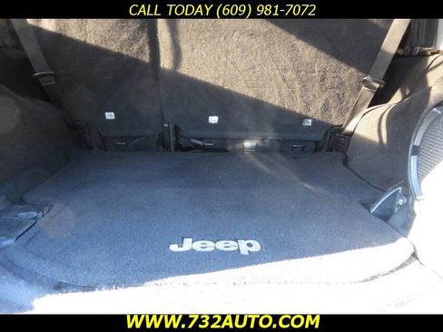 Used 2014 Jeep Wrangler Unlimited Sahara image 30