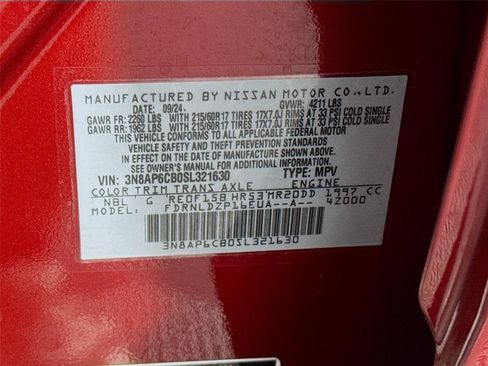 Certified 2025 Nissan Kicks SV AWD/4WD image 29