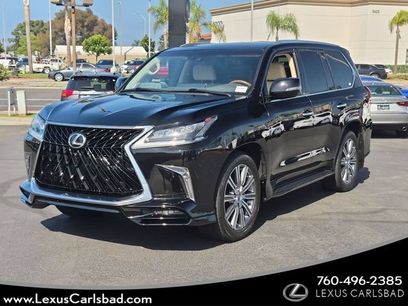 Used 2017 Lexus LX 570 4WD w/ Luxury Package