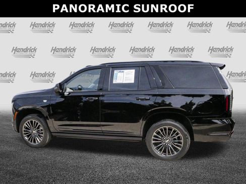 Used 2026 Cadillac Escalade Platinum Sport w/ LPO, Floor Liner Package AWD/4WD image 7