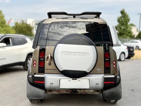 Used 2020 Land Rover Defender 110 SE AWD/4WD image 10