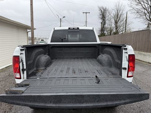 Used 2018 RAM 2500 Lone Star image 27