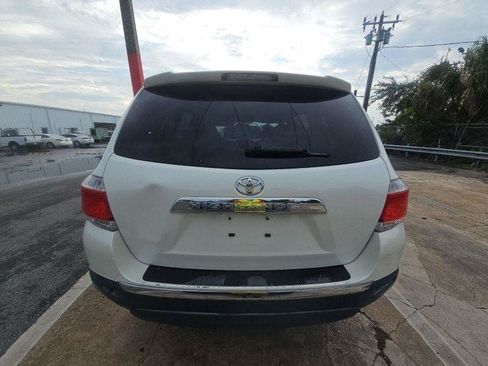 Used 2013 Toyota Highlander FWD image 9