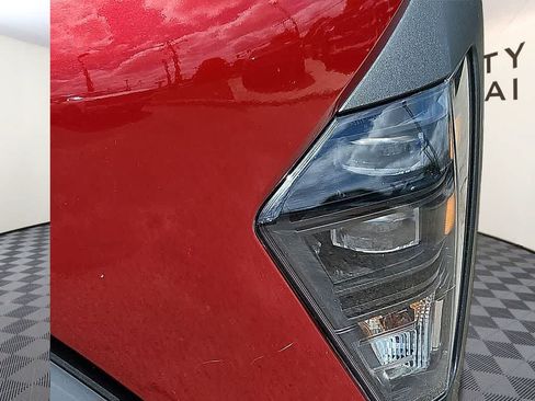 Used 2025 Hyundai Kona SEL FWD image 8