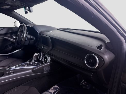 Used 2020 Chevrolet Camaro LS image 28