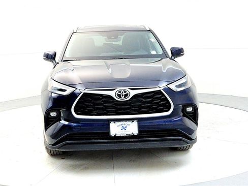 New 2026 Toyota Highlander XLE image 8