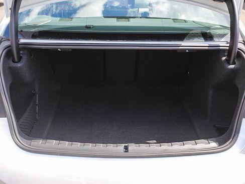 Certified 2025 BMW 330i Sedan image 26