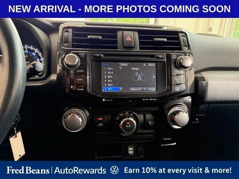 Used 2017 Toyota 4Runner TRD Off-Road AWD/4WD image 12