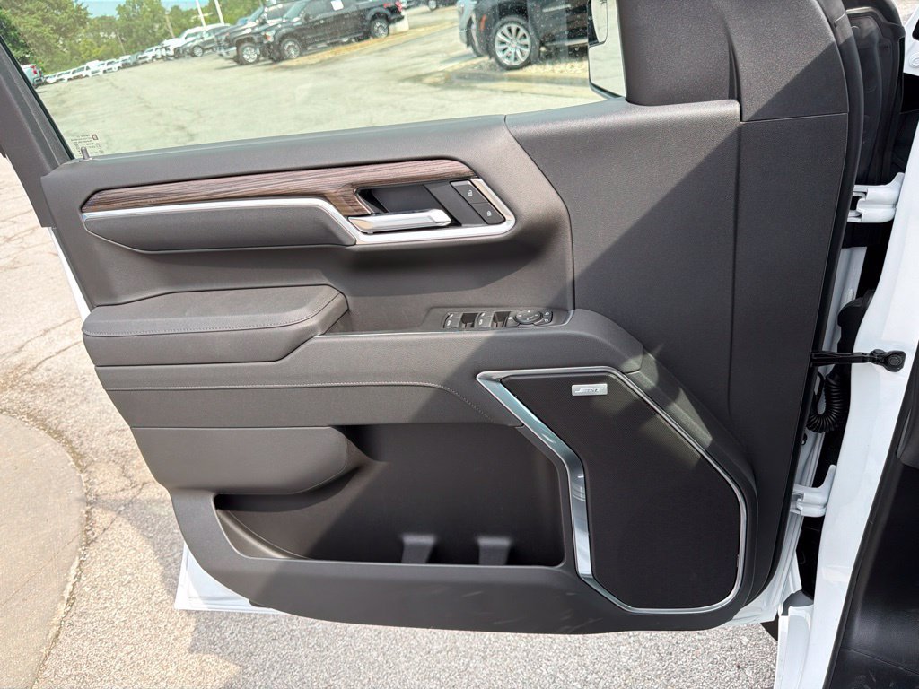 New 2026 Chevrolet Silverado 1500 RST AWD/4WD image 35
