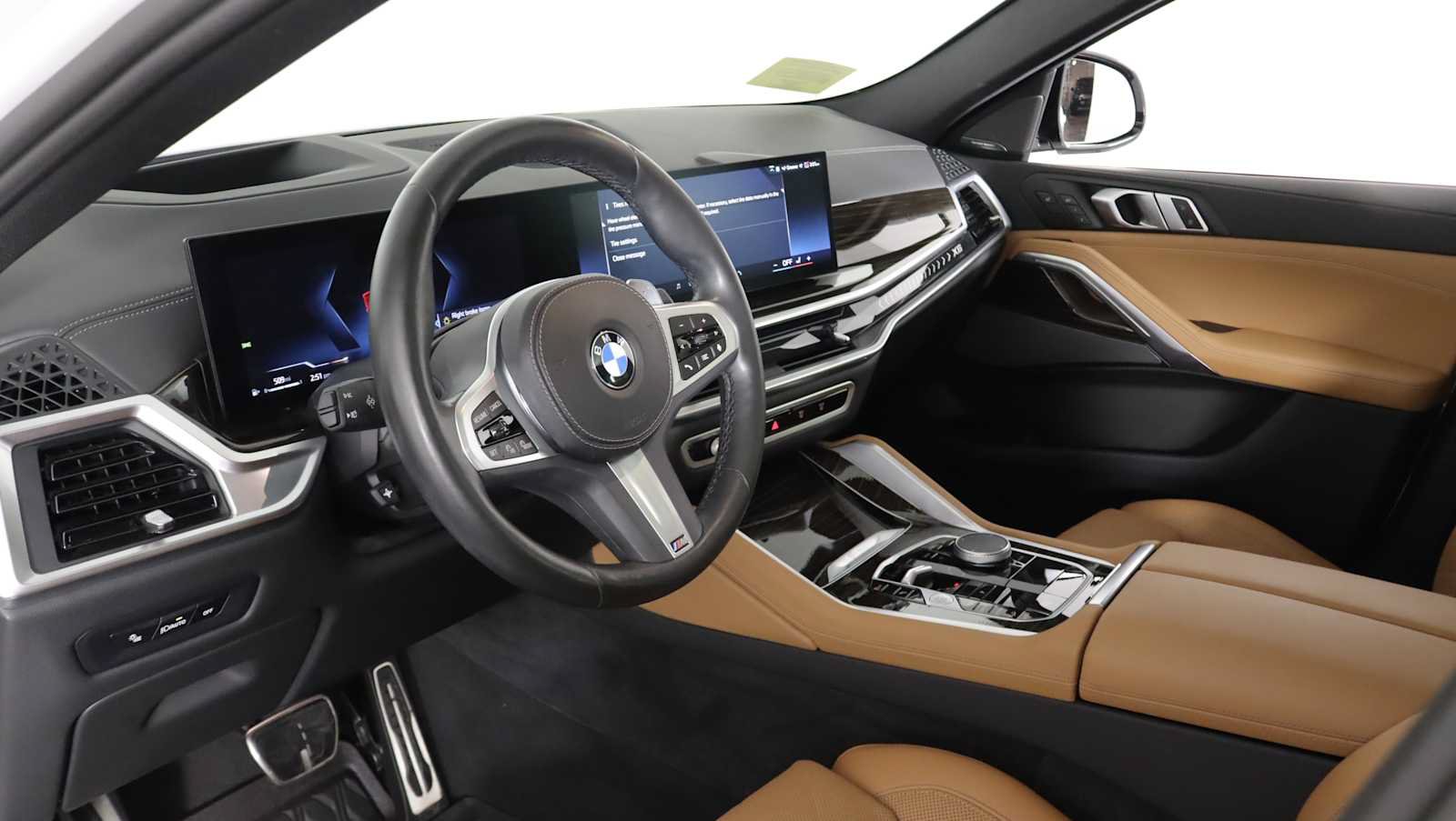 Used 2024 BMW X6 xDrive40i w/ Premium Package AWD/4WD image 12