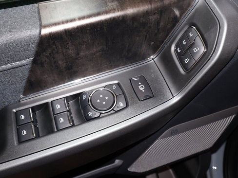 New 2026 Ford F350 Lariat w/ Black Appearance Package AWD/4WD image 10