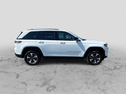 Certified 2024 Jeep Grand Cherokee Limited 4xe AWD/4WD image 9