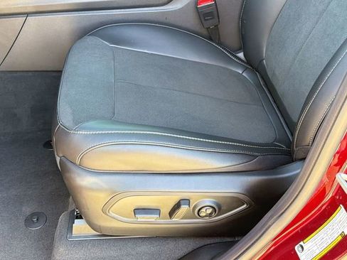 New 2026 Jeep Grand Cherokee Laredo image 14