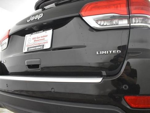 Used 2018 Jeep Grand Cherokee Limited AWD/4WD image 42