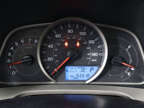 Used 2013 Toyota RAV4 XLE image 30