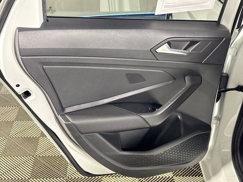 Used 2021 Volkswagen Jetta R-Line FWD image 19