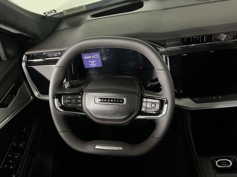 Used 2024 Jeep Wagoneer Launch Edition image 12