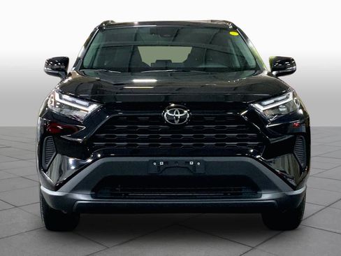 Used 2024 Toyota RAV4 XLE w/ Convenience Package AWD/4WD image 4