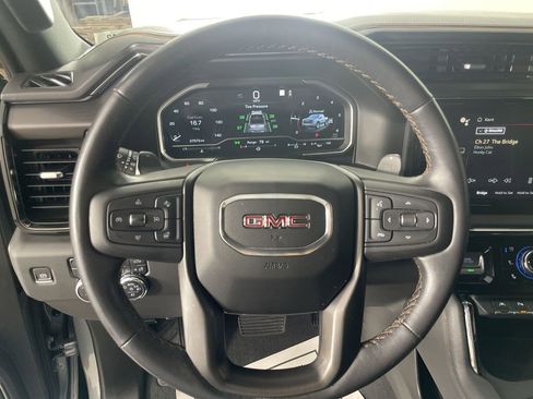 Used 2023 GMC Sierra 1500 AT4 w/ AT4 Premium Package image 11