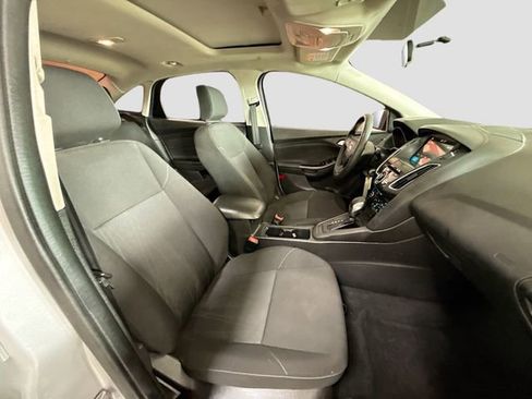 Used 2018 Ford Focus SEL FWD image 26