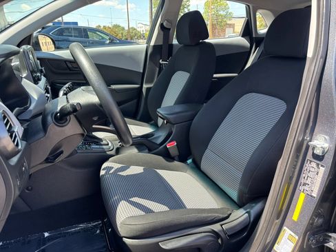 Used 2021 Hyundai Kona SE AWD/4WD image 14