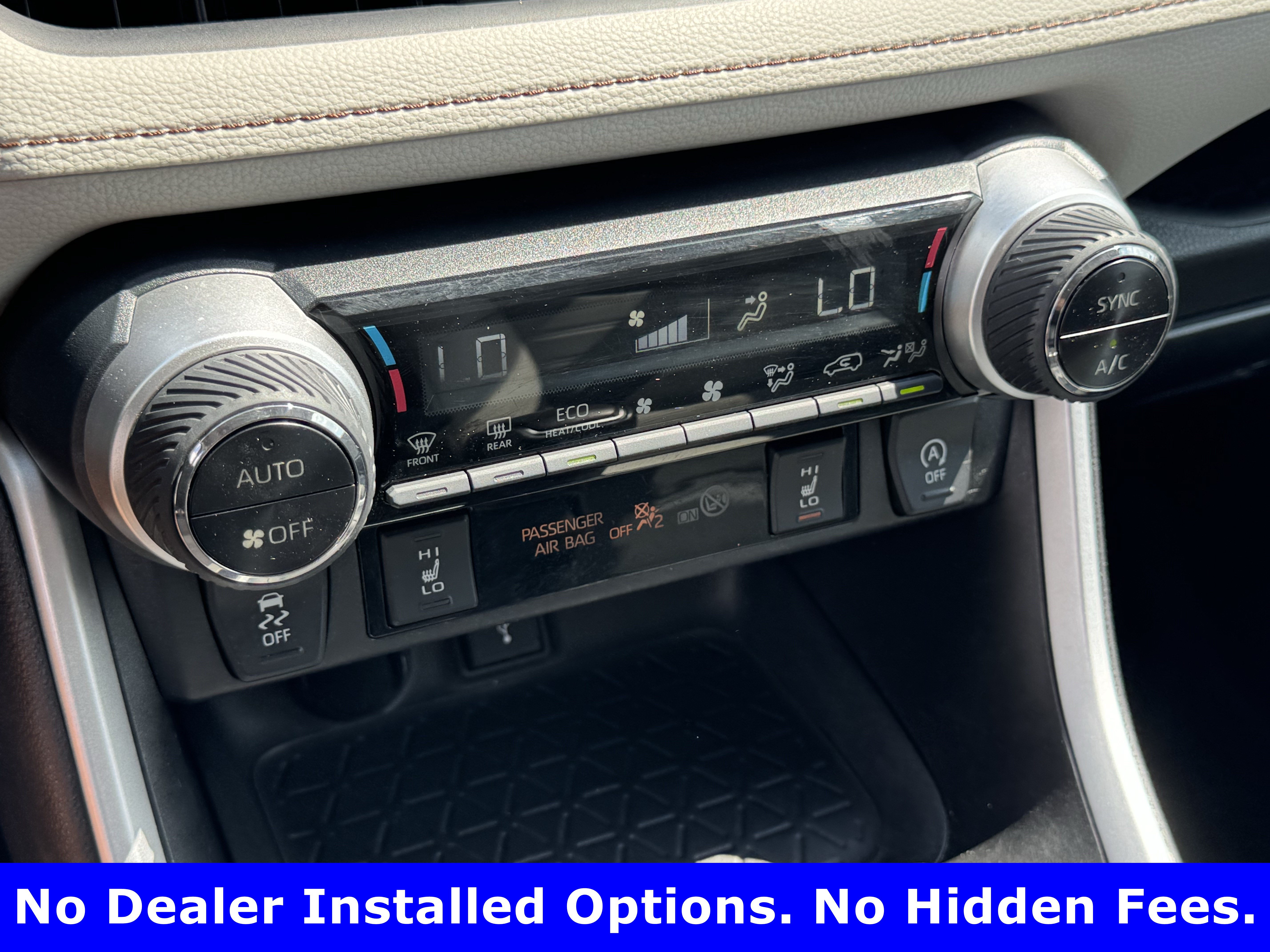 Used 2022 Toyota RAV4 XLE Premium AWD/4WD image 17