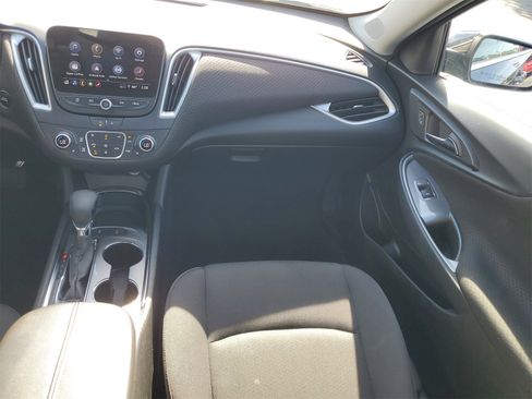 Used 2024 Chevrolet Malibu LT image 26