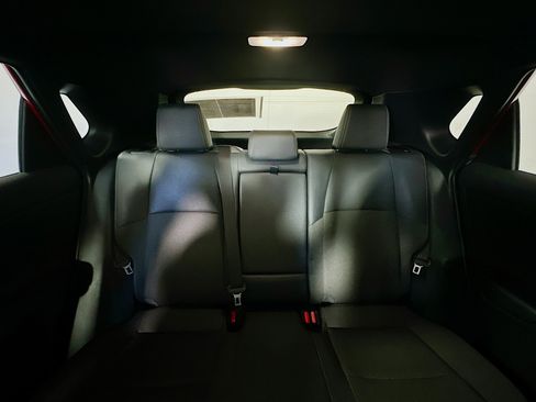 Used 2025 Toyota bZ4X FWD image 30