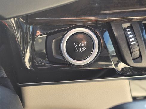 Used 2017 BMW X5 xDrive40e image 73