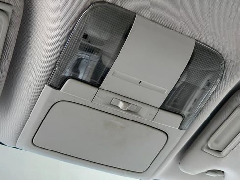 Used 2011 Subaru Outback 2.5i Premium image 46