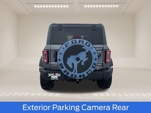 Used 2022 Ford Bronco Wildtrak image 8