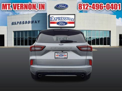 Used 2023 Ford Escape ST-Line w/ Cold Weather Package FWD image 8