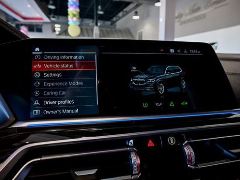 Used 2023 BMW X5 xDrive40i w/ Climate Comfort Package image 40