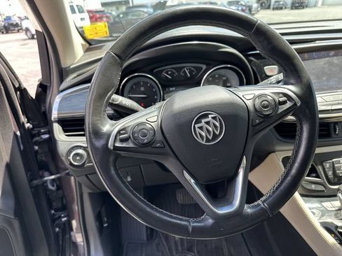 Used 2017 Buick Envision Essence AWD/4WD image 13