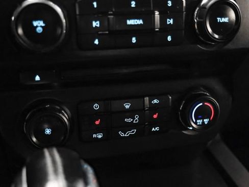 Used 2018 Ford F150 XLT w/ Equipment Group 302A Luxury image 24