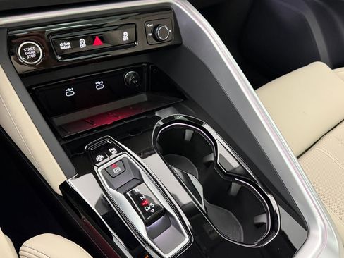 New 2025 Audi Q5 Premium Plus image 27
