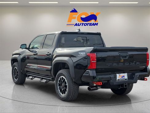 New 2026 Toyota Tacoma TRD Off-Road image 3