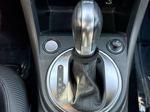 Used 2013 Volkswagen Beetle 2.0T FWD image 12