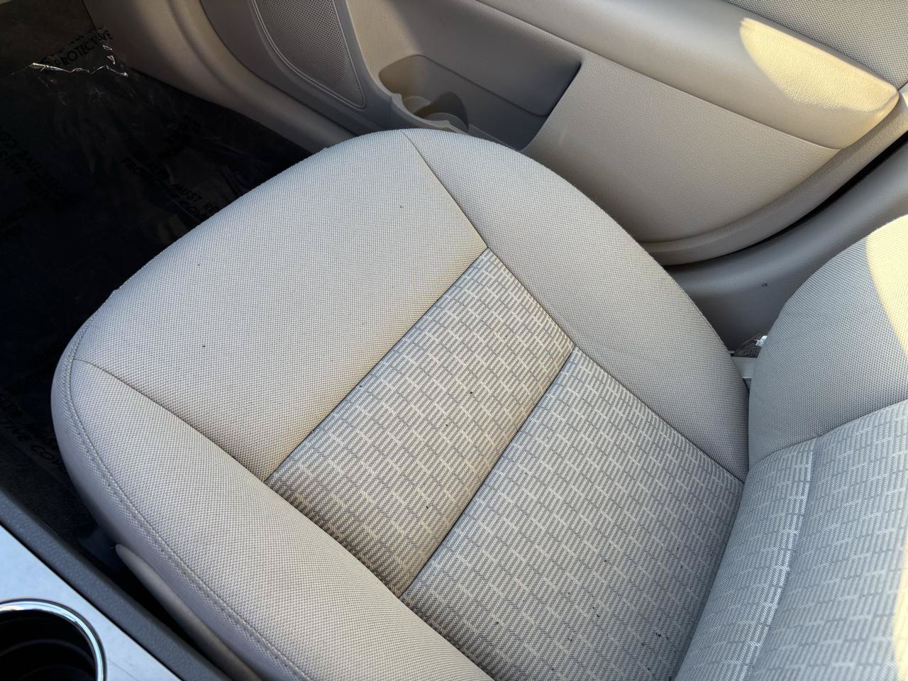 Used 2010 Ford Fusion SE FWD image 28